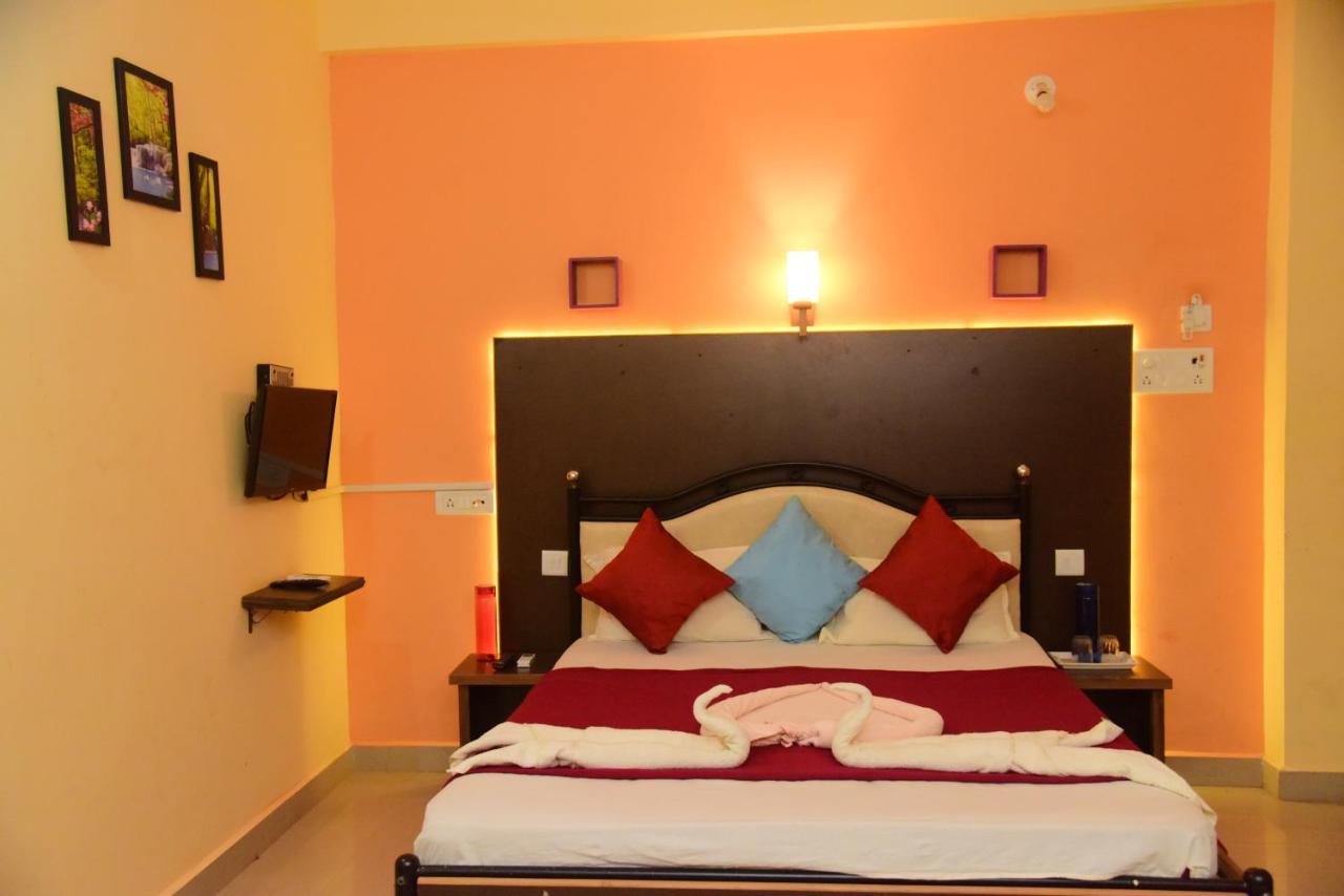 Bliss Holiday In Calangute Bagian luar foto